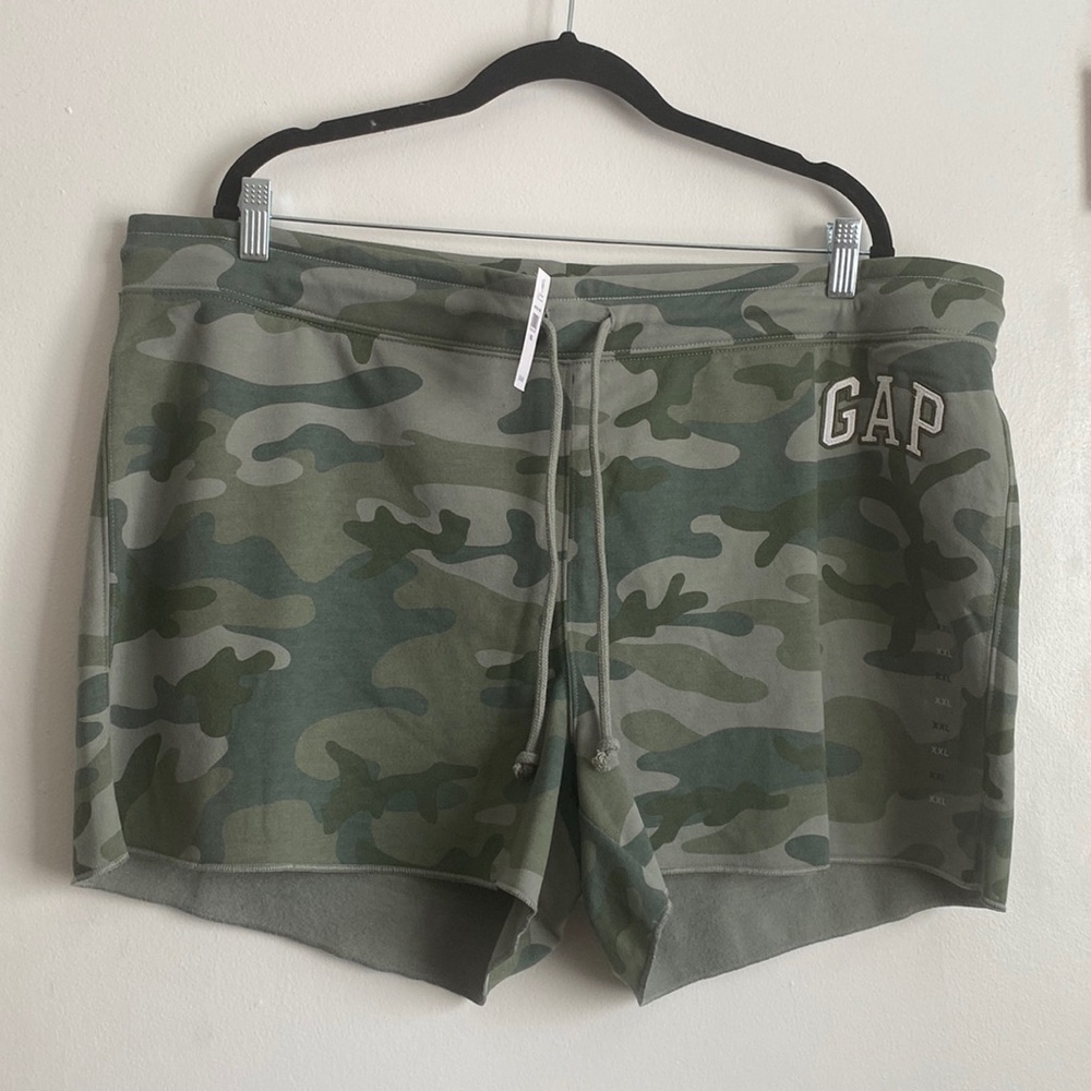 NWT GAP CAMO SHORTS 🩳